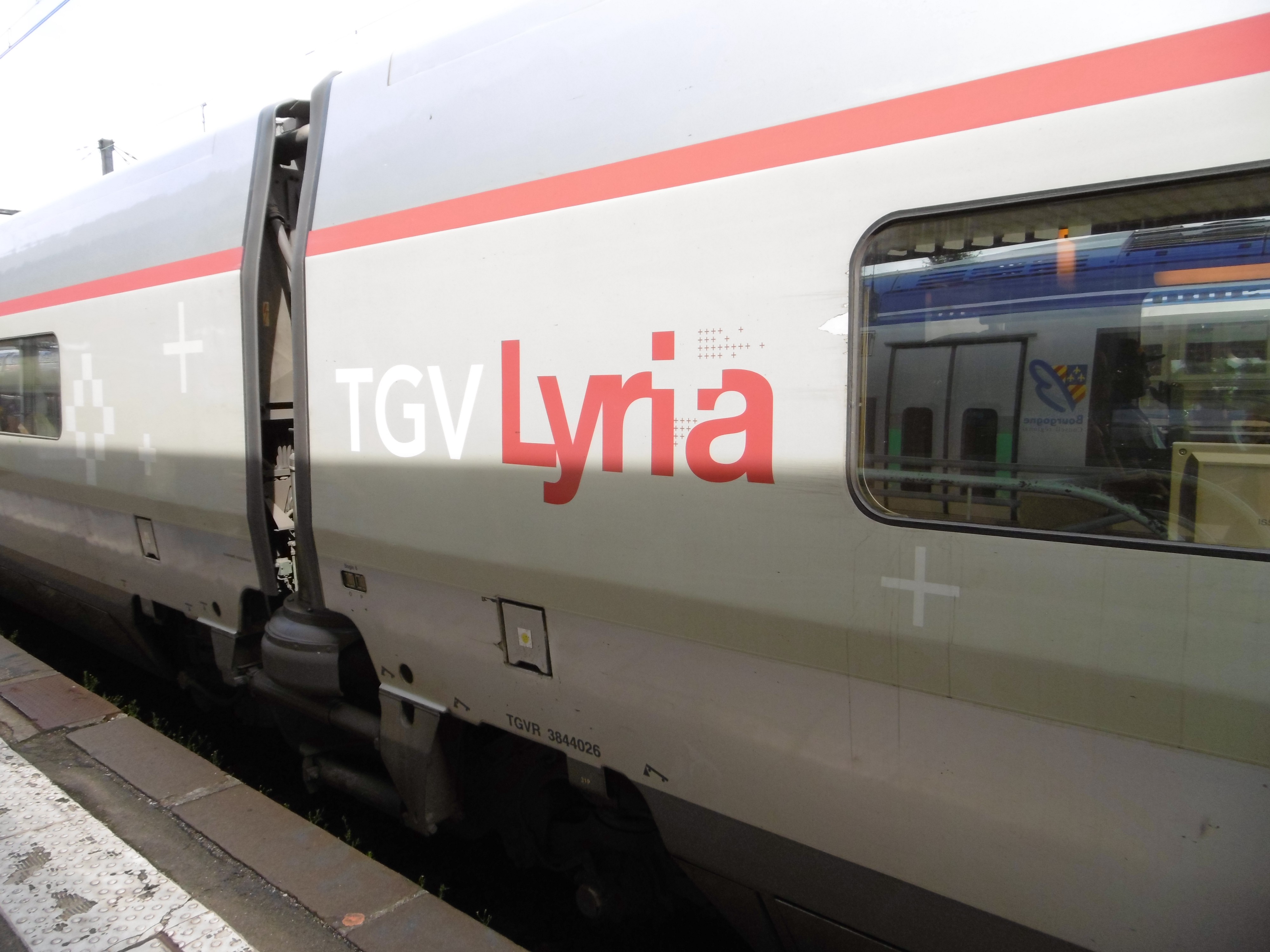 TGV Lyria