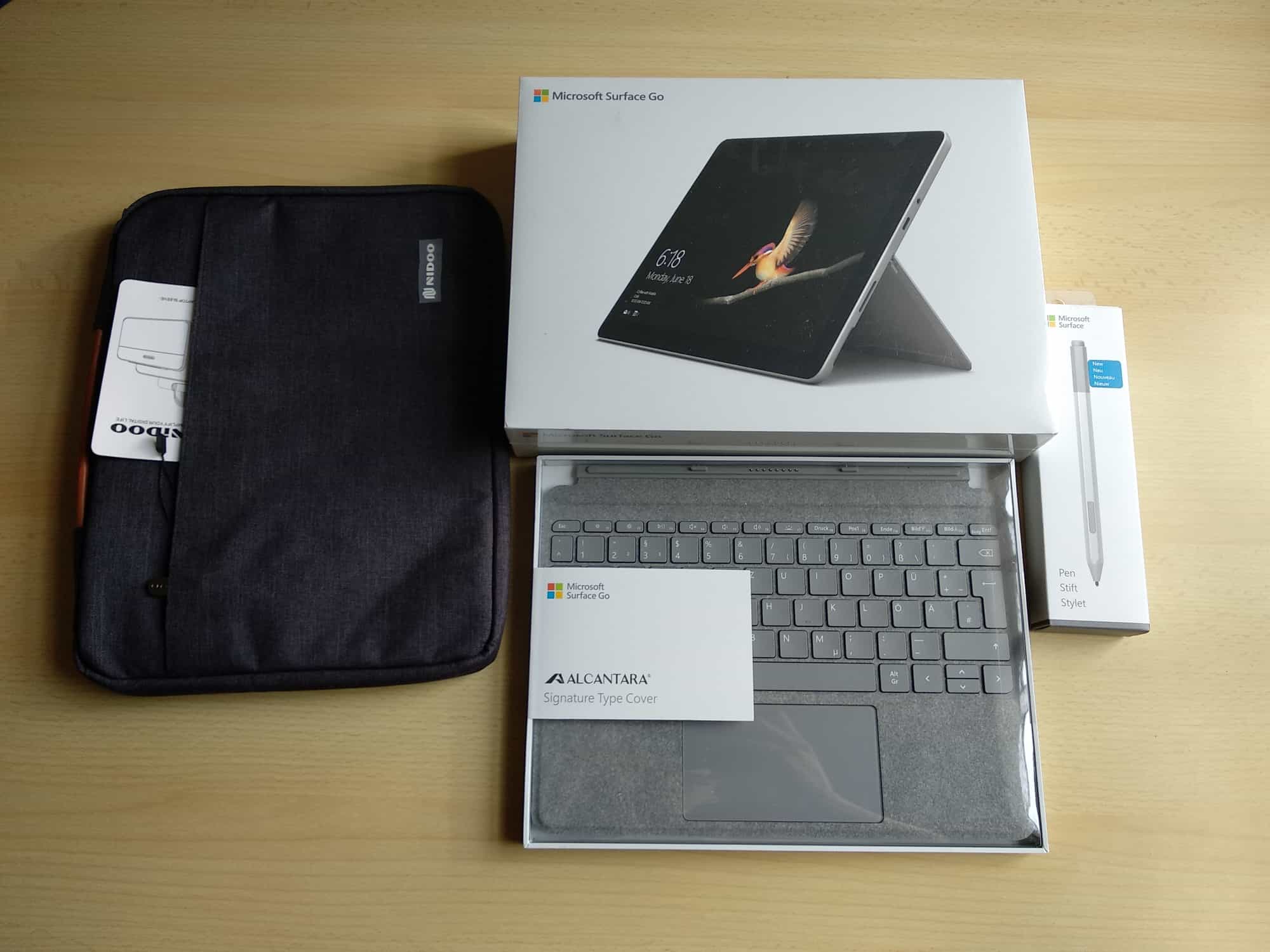 The Surface Go and its accessories The Surface Go and its accessories