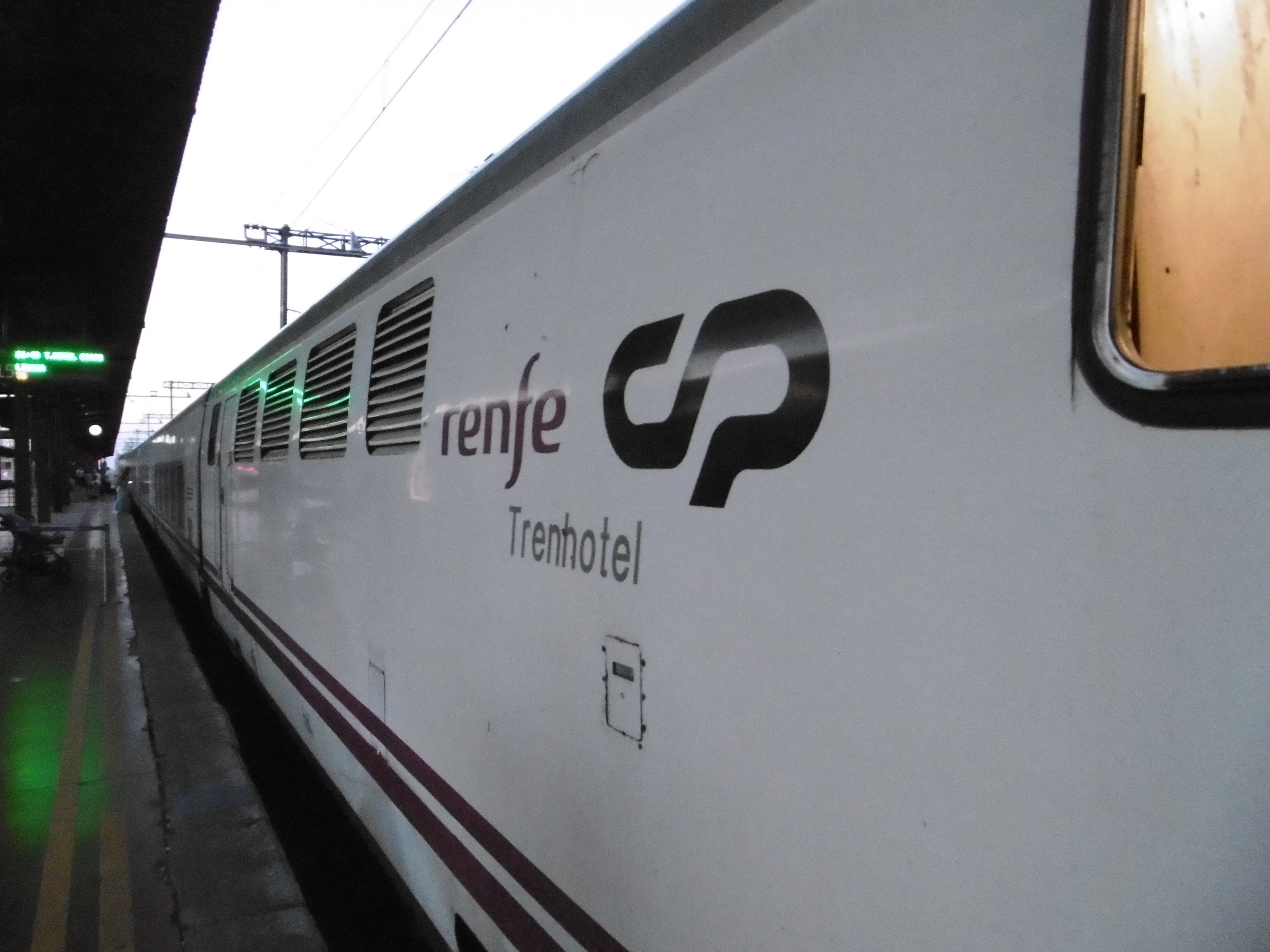 Trenhotel